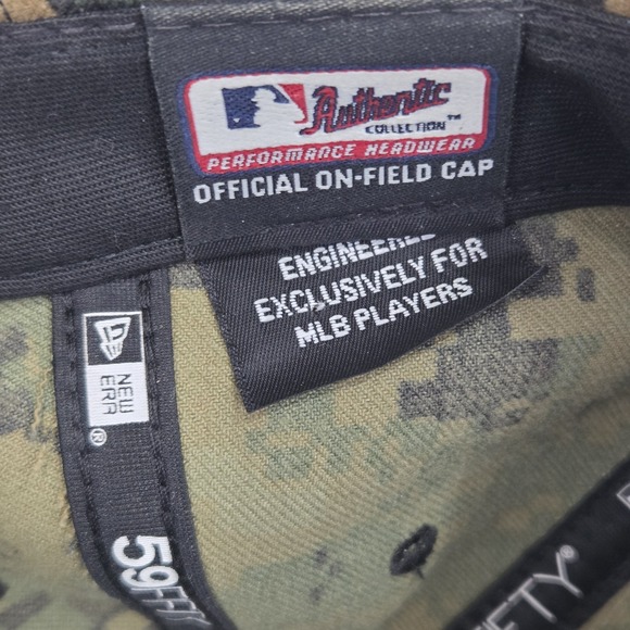 Pittsburgh Pirates Hat‎ New Era 59Fifty Authentic Collection Fitted 7 1/8 Camo - Picture 8 of 8